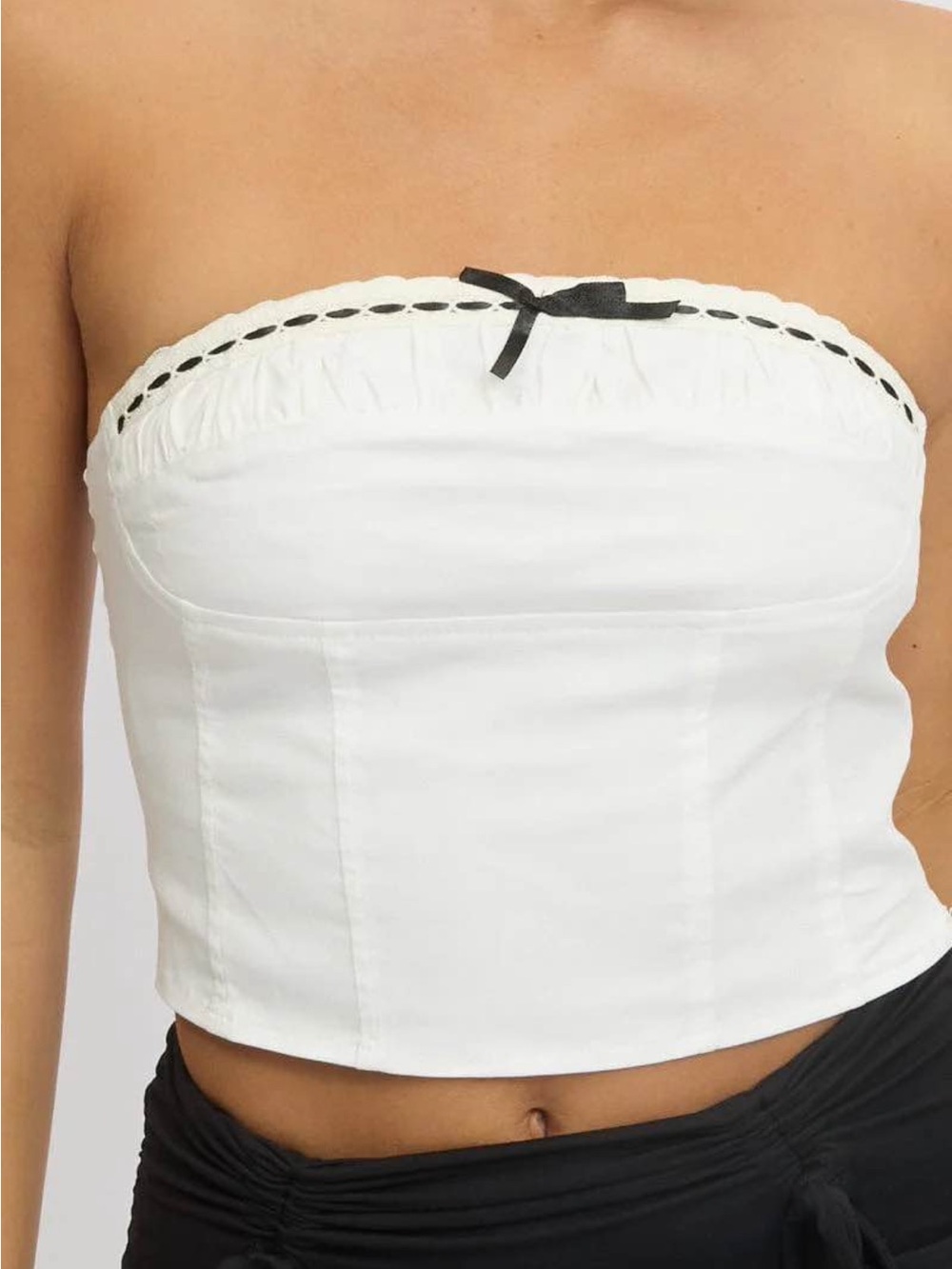 Garage Trimmed Balconette Bow Tube Top